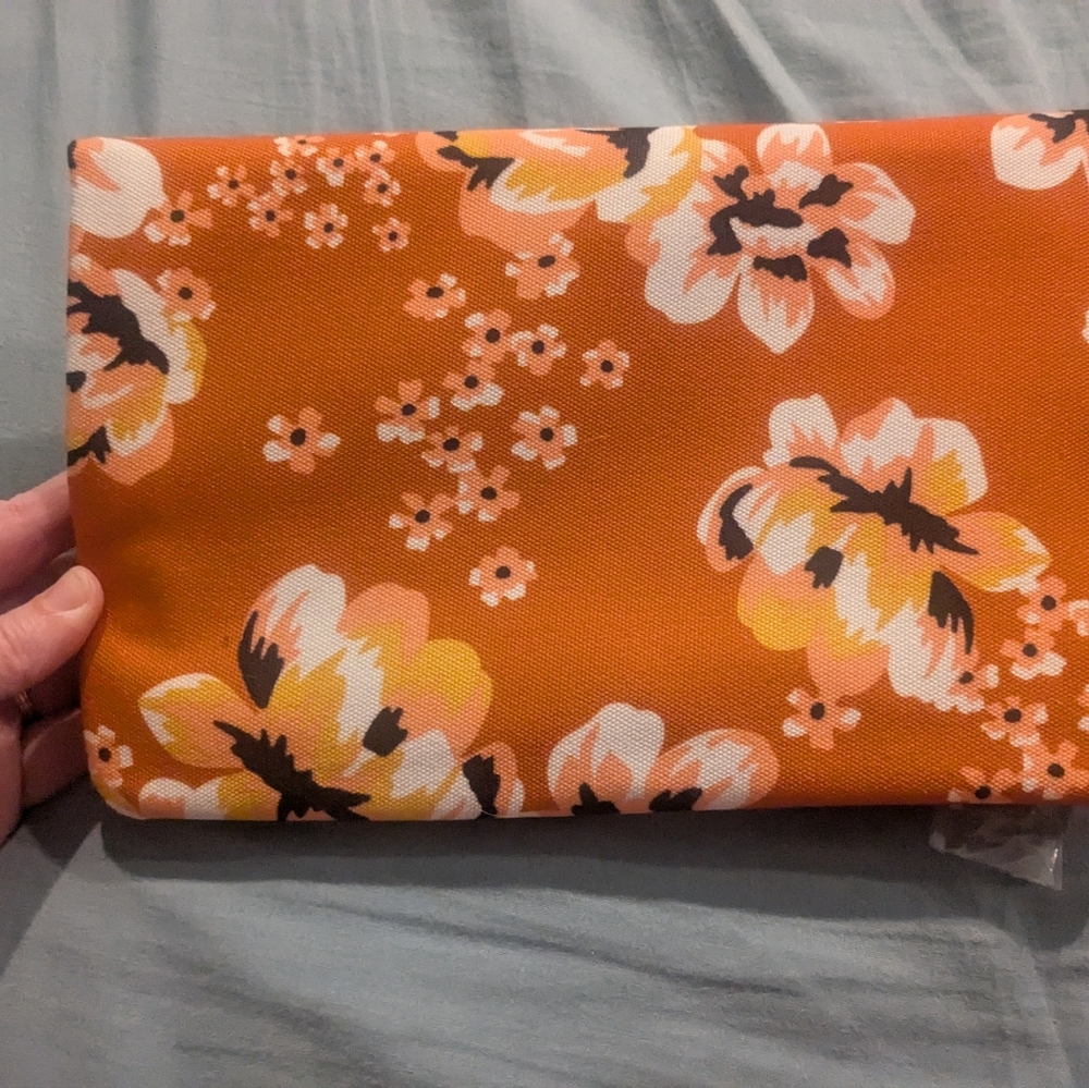 Rachel Pally Reversible purse - Picture 2 of 4